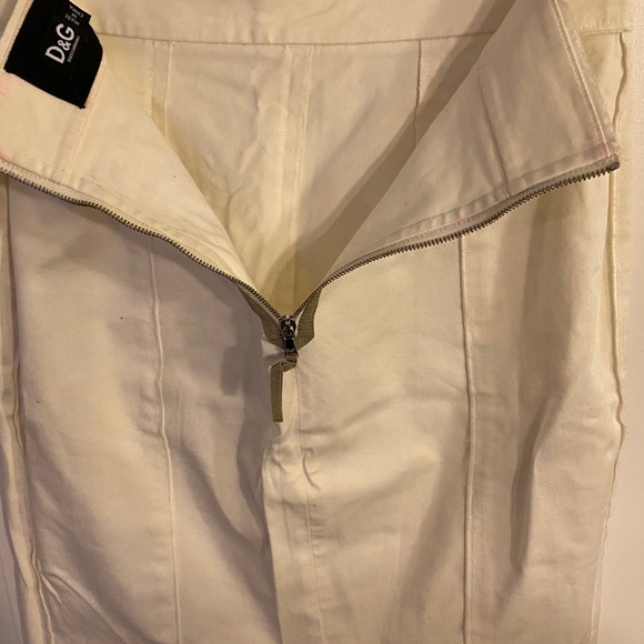 Dolce and Gabbana skirt - Picture 2 of 6